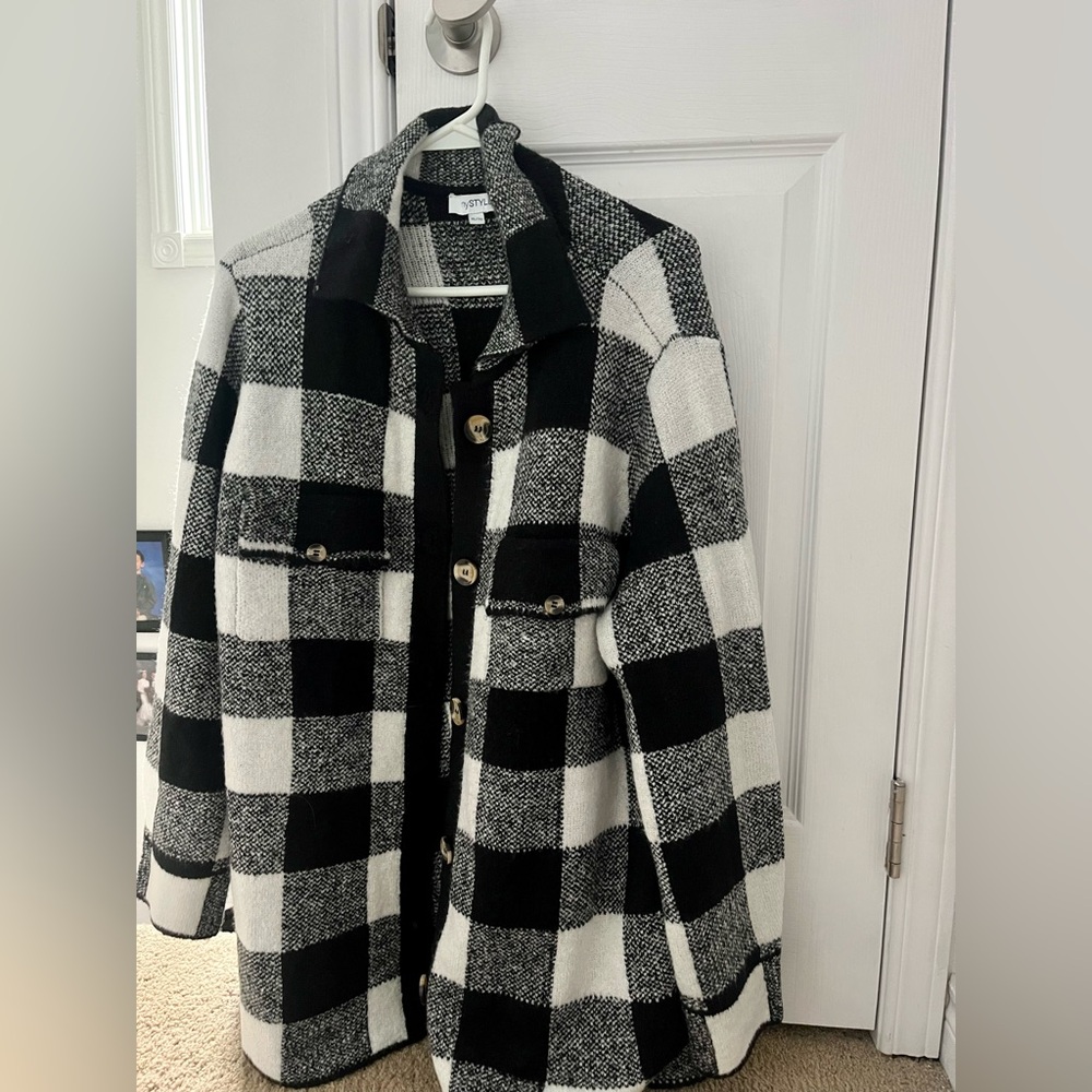 Black and White Checkered Women's Sweater